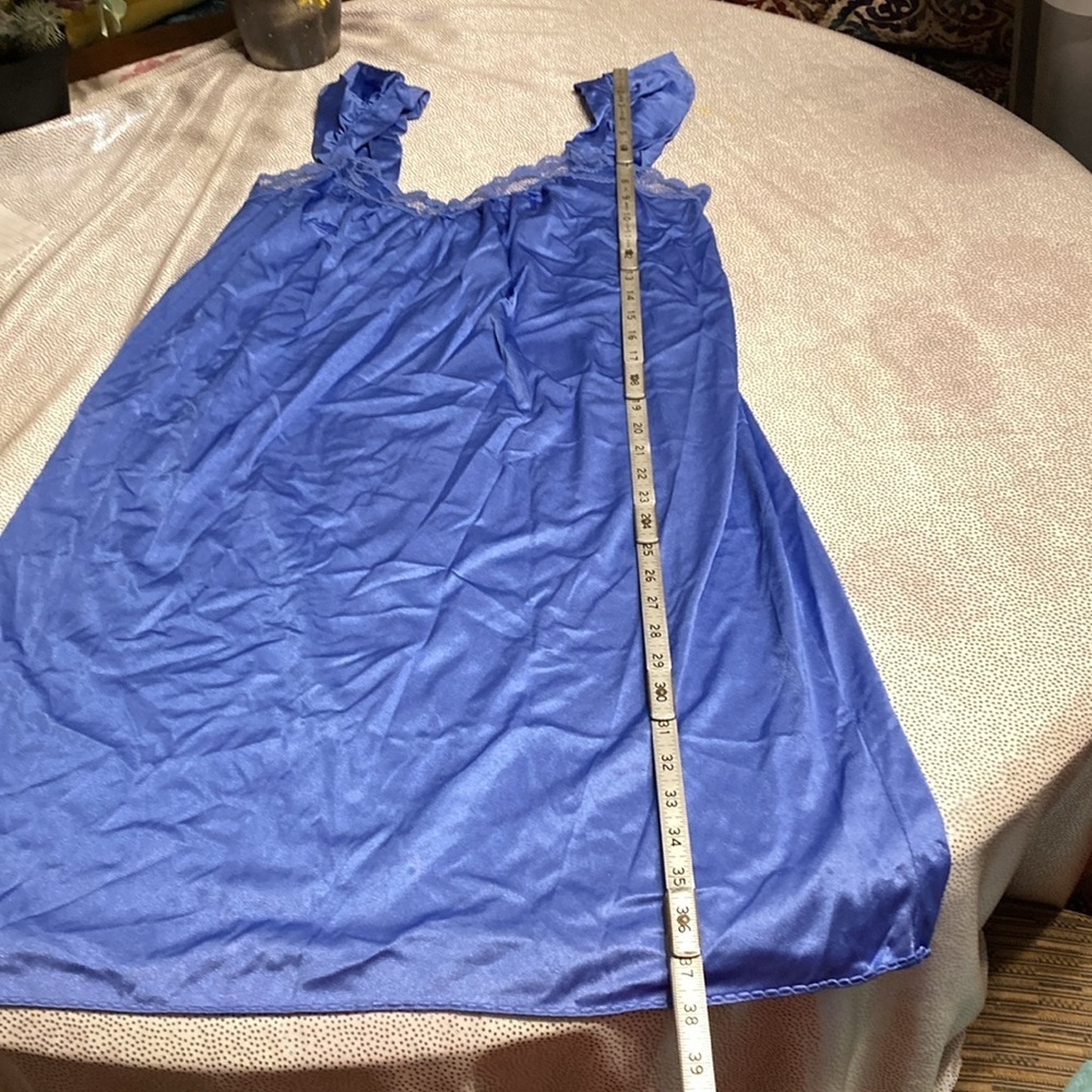 Vintage Gigi women’s lingerie size M in excellent condition - Picture 2 of 9